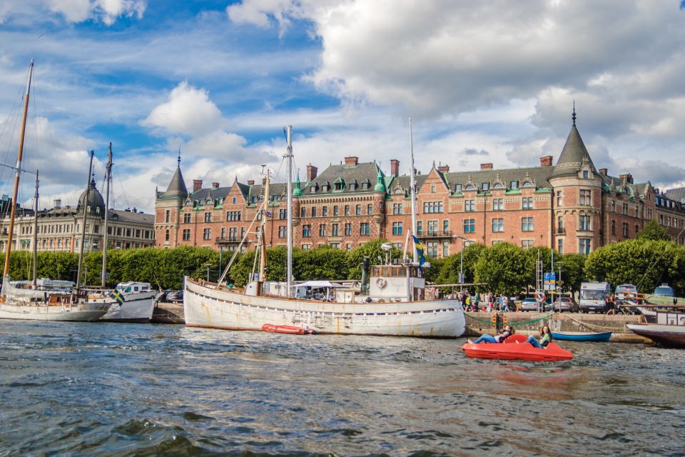 Royal Canal Tour - Explore Stockholm by Boat - Cruise Along Djurgården Canal