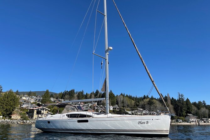 Sailing Experience on a 50' Sailboat - Group Size and Accessibility