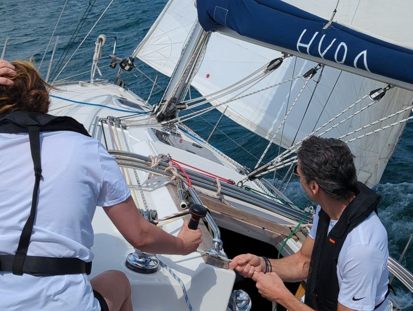 Sailing Initiation - 2 or 4 Hours - Lisbon - Booking and Cancellation