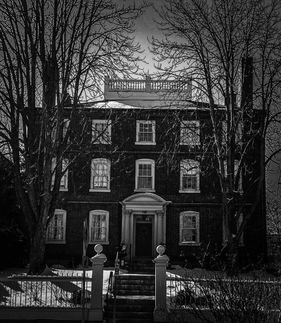 Salem, MA: Mysteries & Murder Guided Walking Tour - Meeting Point