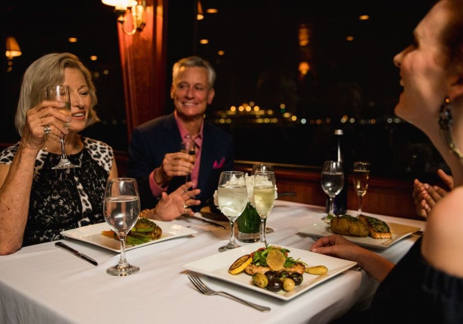 San Francisco: Christmas Day Buffet Brunch or Dinner Cruise - Dining Options