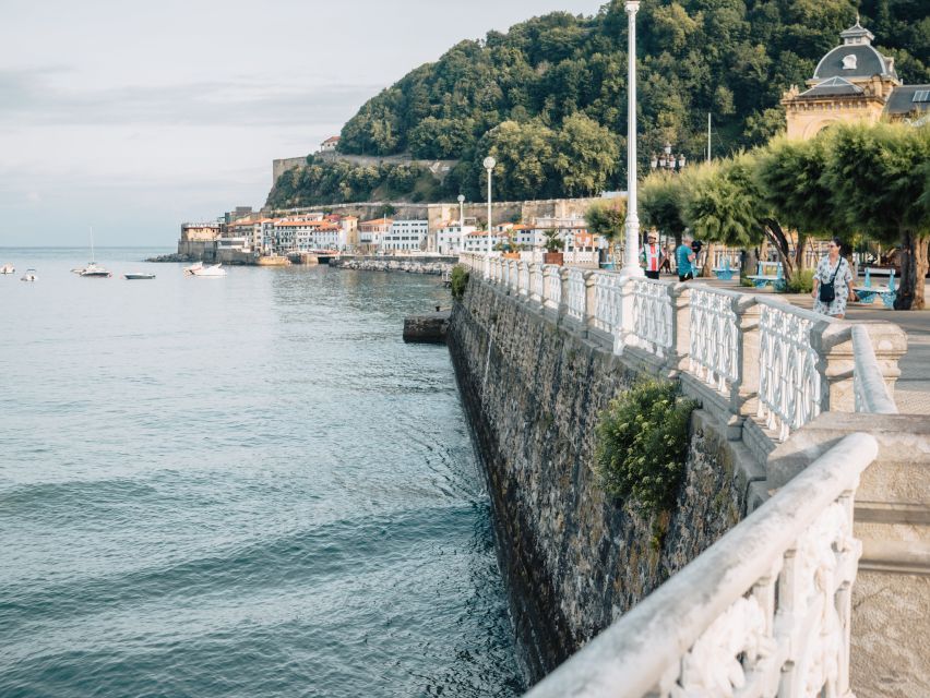 San Sebastián: Private Walking Historic & Cultural Tour - Explore Old Town and Downtown