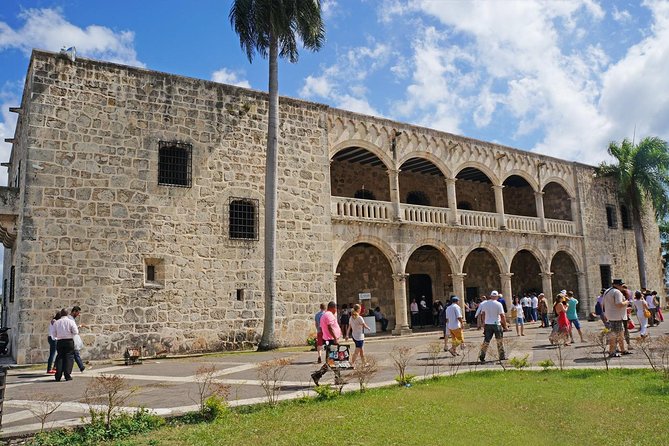 Santo Domingo 100% - Inclusions in the Tour