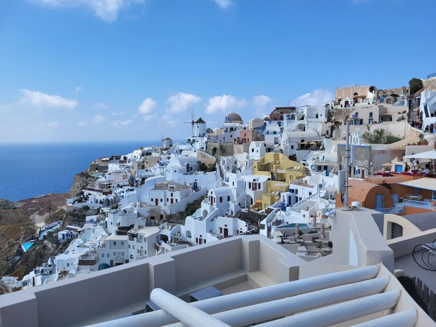 Santorini: Customizable Private Island Day Tour - Discovering Oia Village