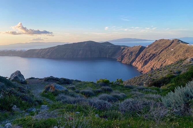 Santorini: Sunset Walking Tour in Caldera With Tasting - Preparing for the Tour