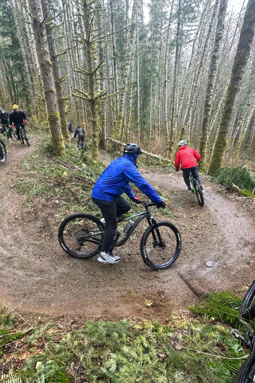 Seattle: Half Day All-Inclusive Mountain Bike Tour - Guided Expertise