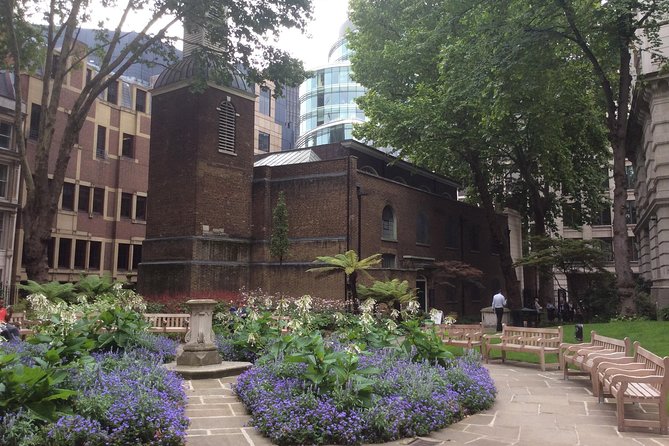 Secret Gardens of the City of London Private Tour - Professional Local Guide