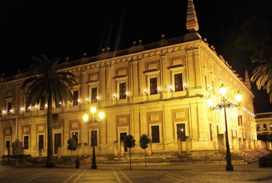 Seville: Paranormal Walking Tour in Spanish - Meeting Point