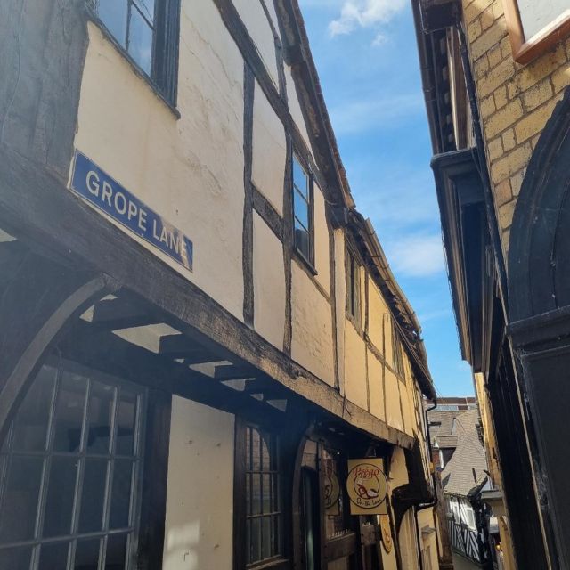 Shrewsbury: Walking Tour & Audio Guide of Darwins Origins - Exploring Shrewsburys Medieval Town