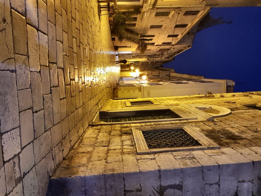 Sibenik: Guided Evening Walking Tour - Guided Evening Experience