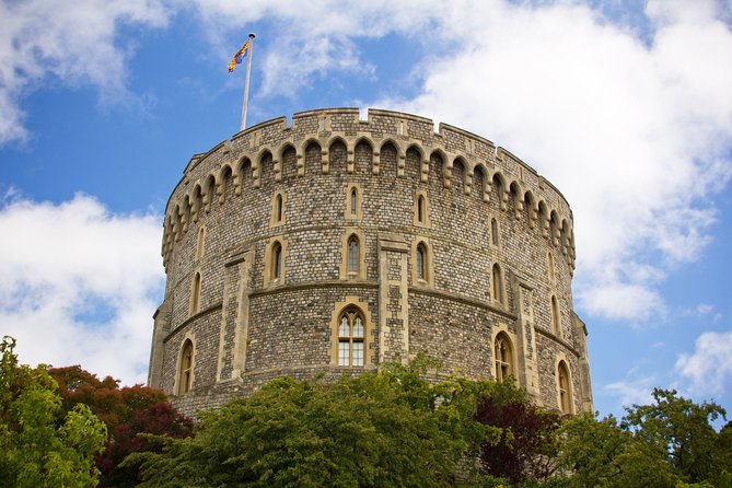 Simply Windsor Castle Tour From London With Transportation and Audio Guides - Meeting Point and Departure Times