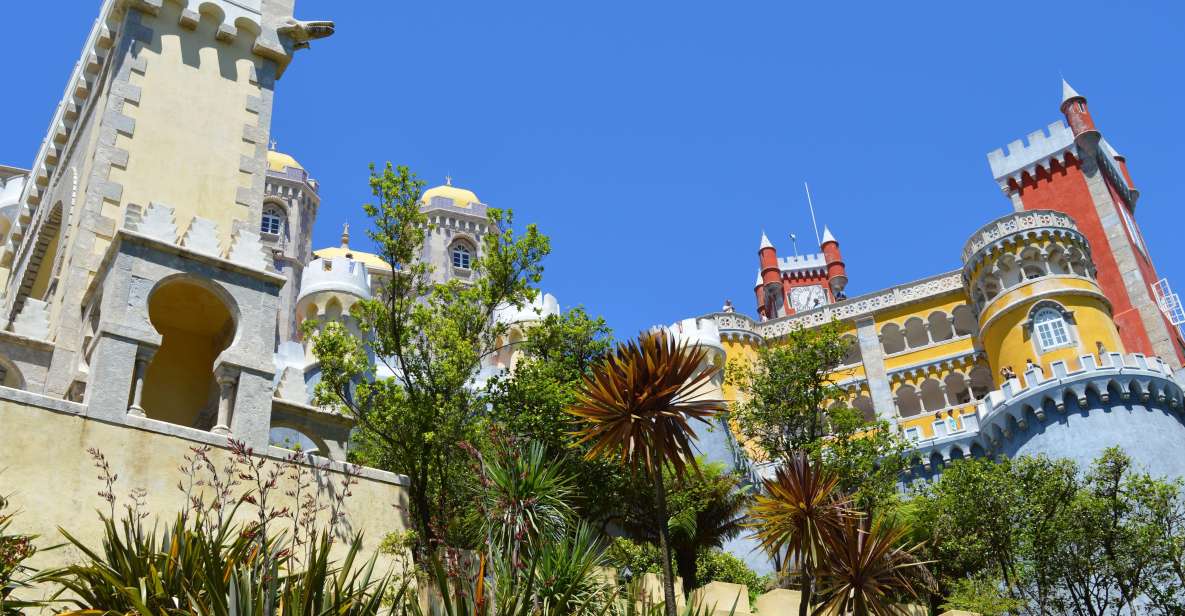 Sintra: Hike & History Private Tour Incl. Pena & Regaleira - Meeting Point and Directions