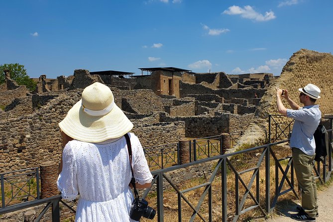 Skip the Line Pompeii & Mount Vesuvius Guided Tour From Positano - What to Bring