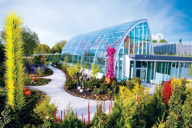 Space Needle and Chihuly Garden and Glass Combination Ticket - Getting to the Attractions