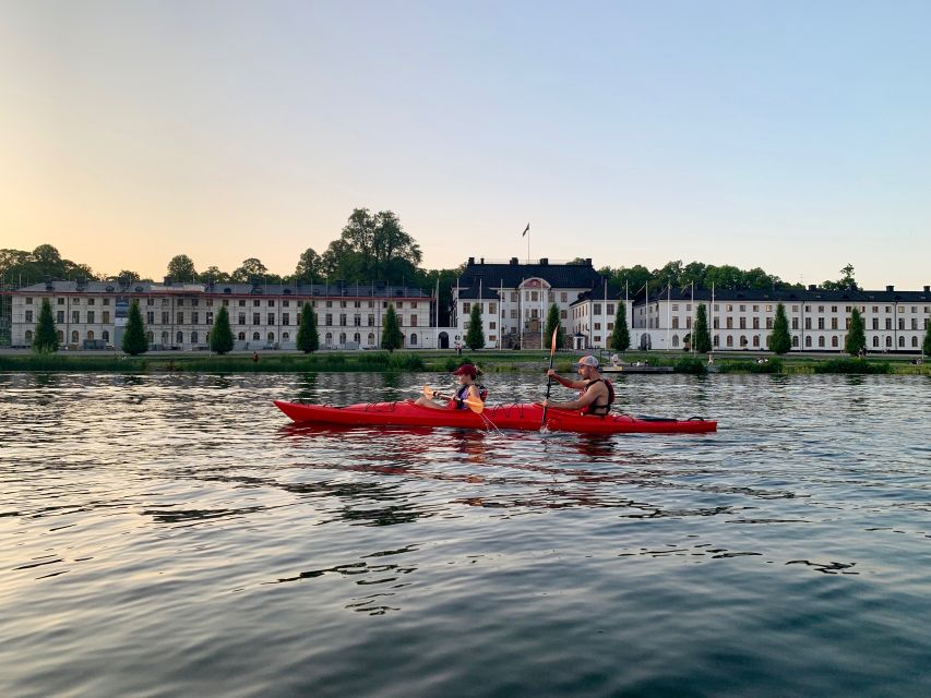 Stockholm: Sunset Kayak Tour in the City + Swedish Fika - Picnic Break and Fika