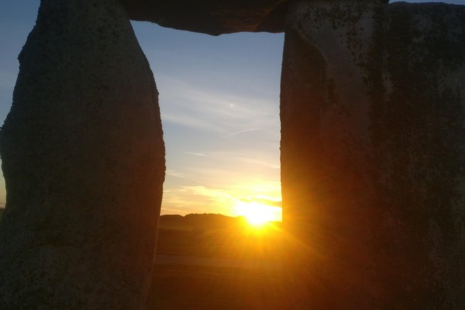 Stonehenge Half-Day Luxury Guided Tour From Bath for 2-8 - Virtual Reality Tools Included