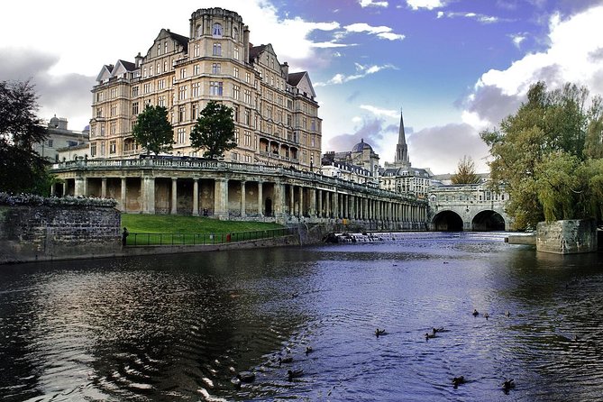 Stonehenge, Windsor Castle and Bath With Pub Lunch in Lacock - Discovering Bath