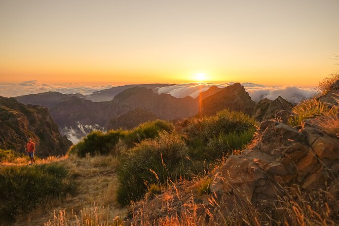 Sunset Tour @ Pico Do Areiro | Half Day 4x4 Tour - Group Size