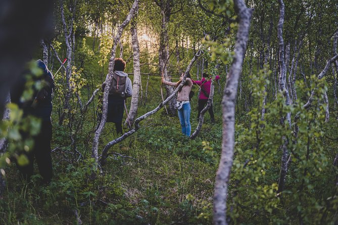 The Nature Bow Game - Hiking and Archery in the Nature - Fitness and Age