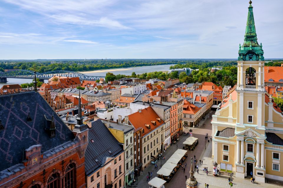 Torun: Private Walking Tour of a Medieval Town - Old Towns Narrow Streets