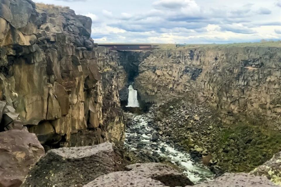 Twin Falls: Off the Beaten Path Guided Half-Day Tour - Oregon Trail Overlook