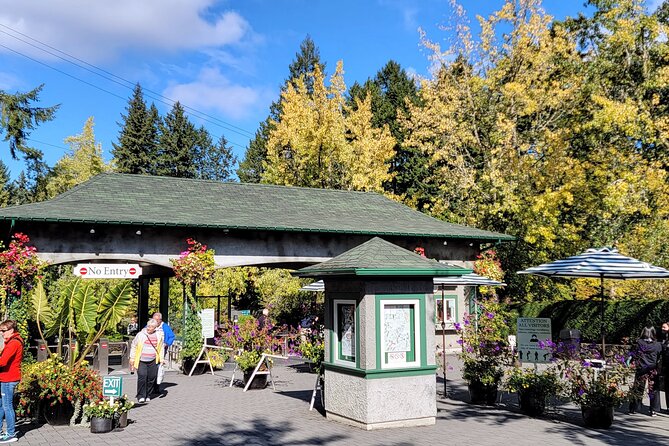 Vancouver to Victoria Day Tour Private - Empress Hotel