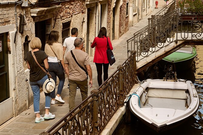 Venice Art Walking Tour With Traditional Spritz and Gondola Ride - Confirmation and Cancellation