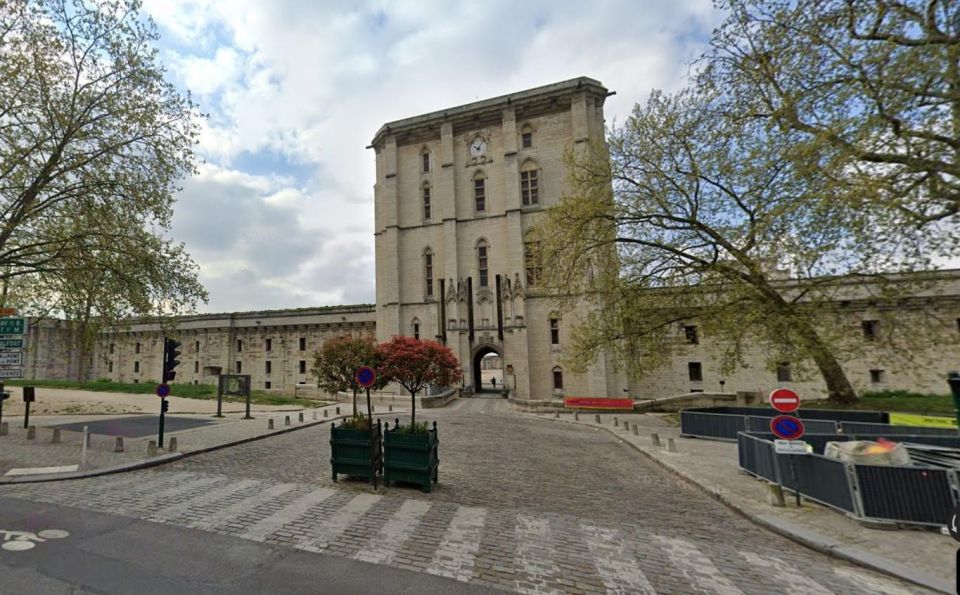 Vincennes Castle: Private Guided Tour With Entry Ticket - Symbol of French Heritage and Culture