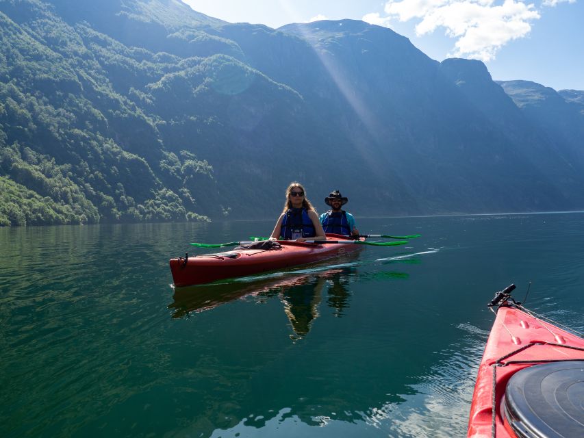 Vossevangen: Near Nærøyfjord Full-Day Guided Kayaking Trip - Kayak Inclusions