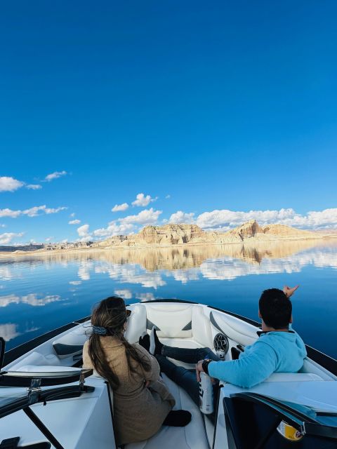 Wahweap: Antelope Canyon Photo Tour by Small Boat - Life Jackets and Safety