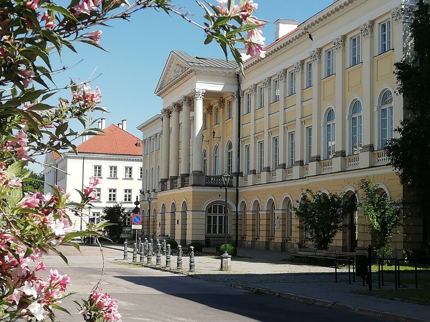 Warsaw: 2-Hour Chopins Life Walking Tour - Tour Duration and Language Options