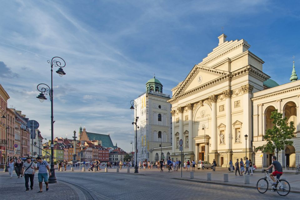 Warsaw: Private Walking Tour With Professional Guide - Walk Along Krakowskie Przedmieście Street