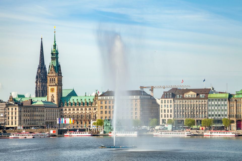 Wealth of Experiences - Hamburg Walking Tour - Start at St.Nikolai Memorial