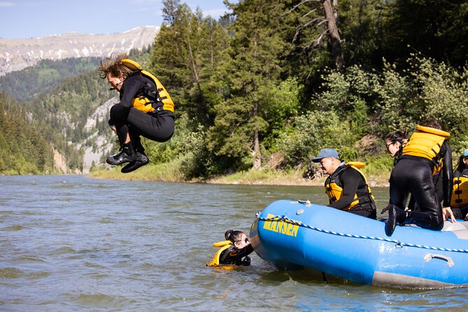 Whitewater Rafting in Jackson Hole : Family Standard Raft - Class II and III Rapids