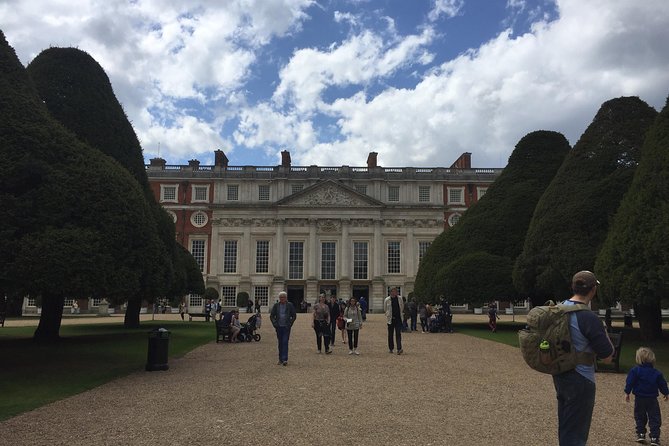 Windsor Castle and Hampton Court Private Car Tour - Itinerary and Highlights