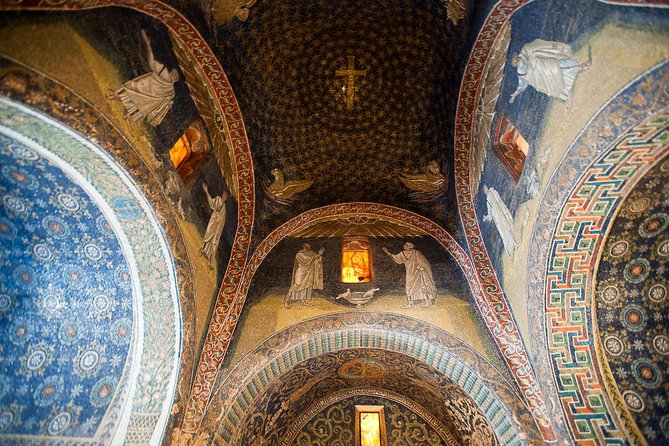 Wonderful Ravenna, Visit 3 UNESCO Sites With a Local Guide on a Private Tour - Benefits of a Private Tour