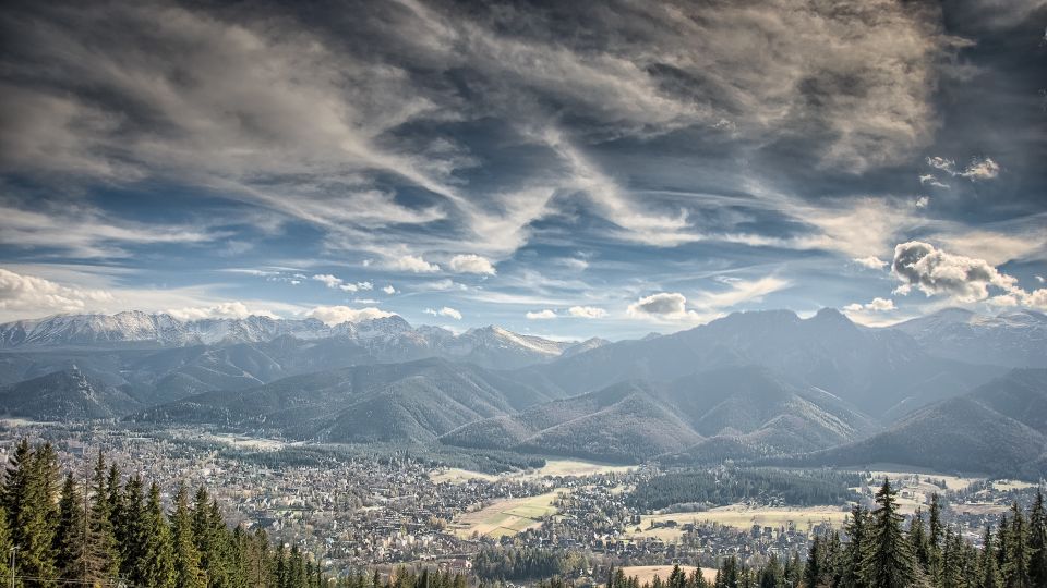 Zakopane & Tatra Mountains Private Full-Day Tour From Krakow - Visiting Zakopane and Tatra Mountains