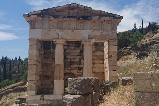 2-Day Trip to Delphi From Athens - Pickup and Tour Details