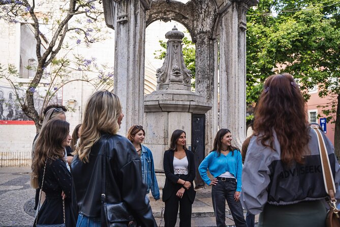 2 Hours Guided Lisbon Walking Tour - Guide Recommendations