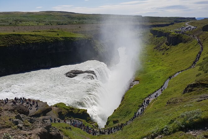 3 Day Tour Jokulsarlon - Golden Circle - South Coast - Glacier Hike - Boat Tour - Group Size