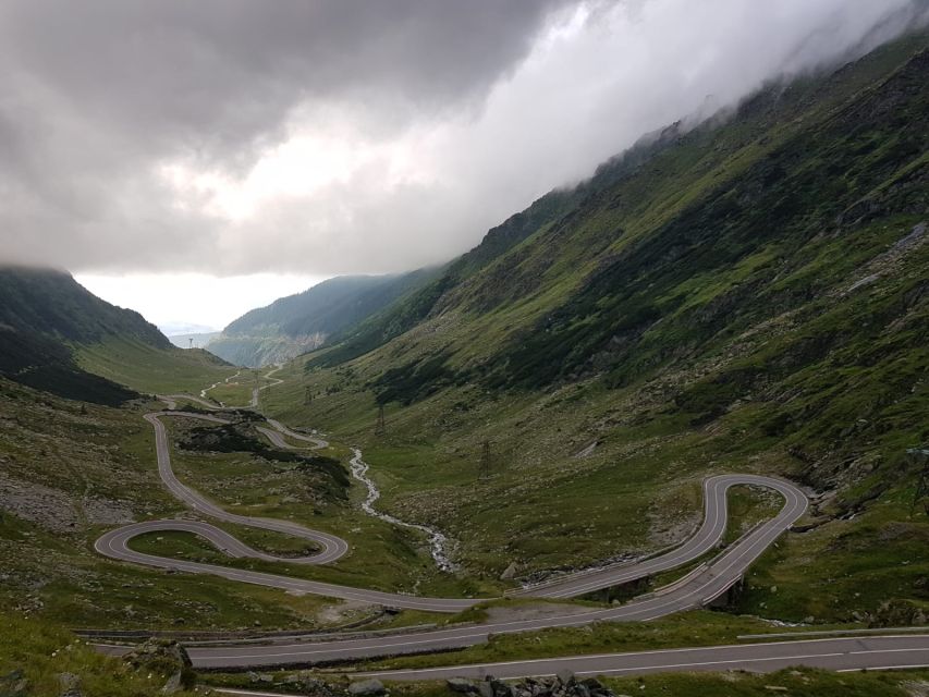 3 Days Private Guided Tour Including Transfagarasan Highway - Hunyadi Castle