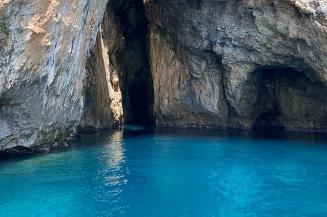 3 Hours Guided Boat Excursion Towards the Adriatic and Ionian - Optional Add-ons