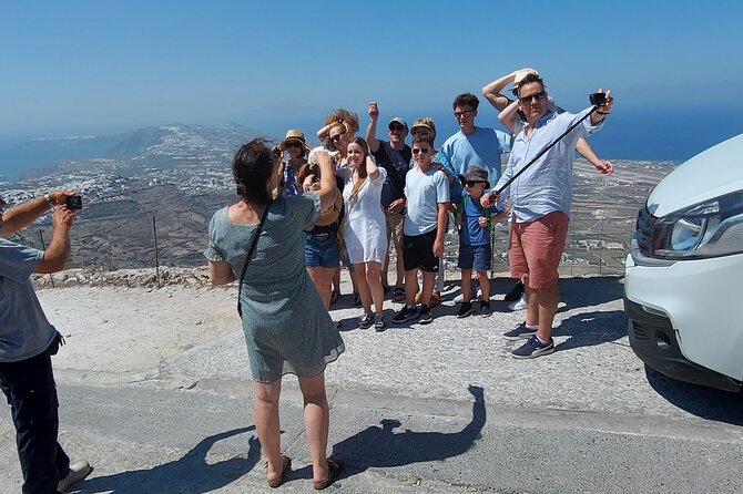 4 Hours Private Tour in Santorini With Pick up - Sightseeing Locations