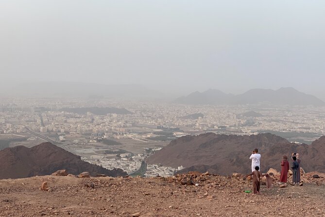 4WD Adventure in Uhud Mountain - Private and Personalized Experience