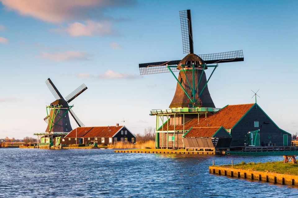 Amsterdam: Windmills, Edam, Volendam and Marken Private Tour - Edam Cheese Tasting