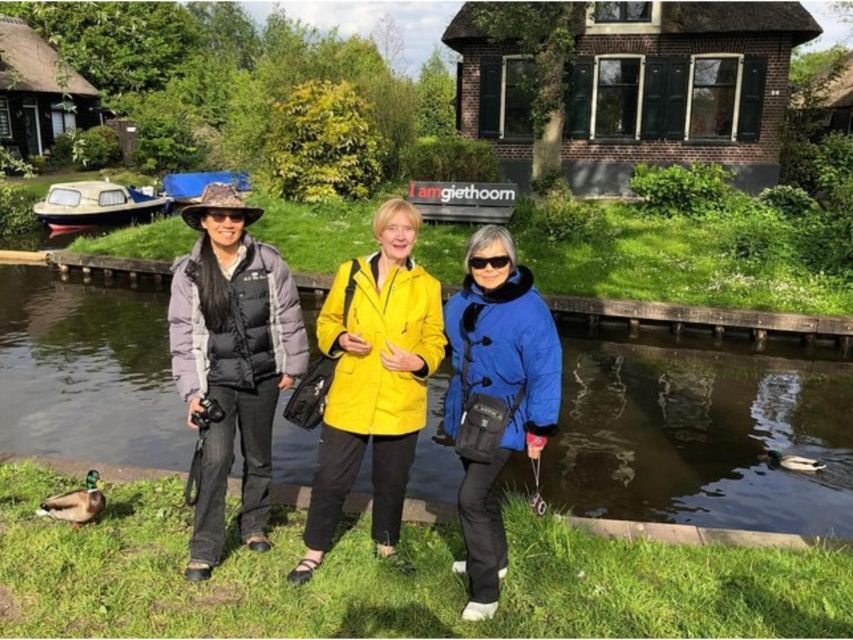 Amsterdam: Zaanse Schans & Giethoorn Guided Combo Tour - Meeting Instructions