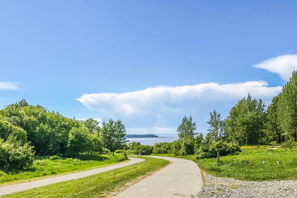 Anchorage: Coastal Trail 3-Hour City Bike Tour - Inclusions and Amenities