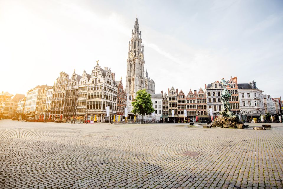 Antwerp: Walking Tour With Audioguide App - Smartphone and App Essentials