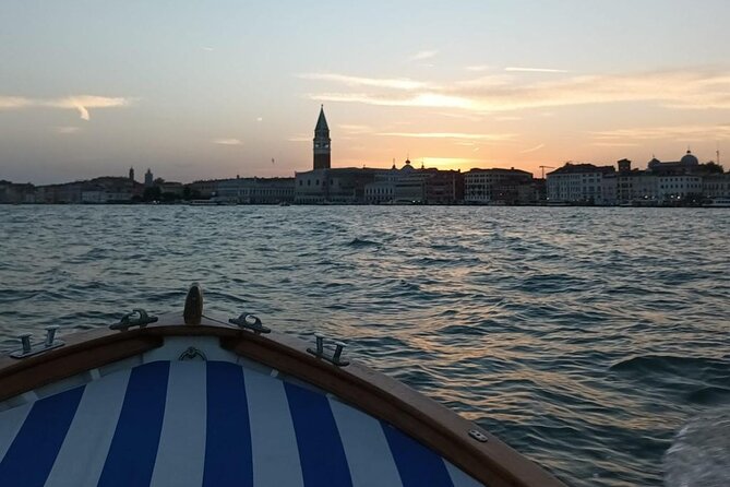 Aperitif at Sunset in the Venice Lagoon on a Private Boat. - Tour Details and Pricing