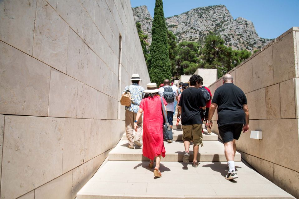 Athens: Delphi Day Trip With Licensed Guide & Entry Tickets - Cancellation and Refund Policy